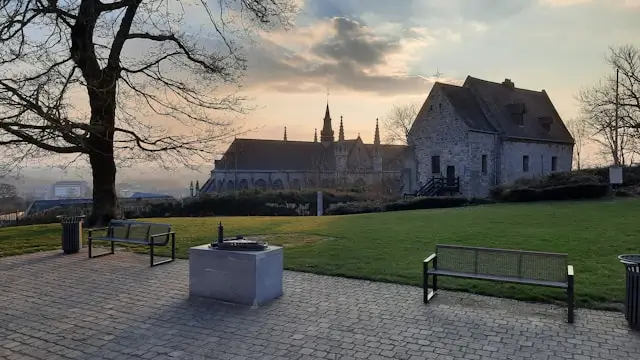 Mons belfry park