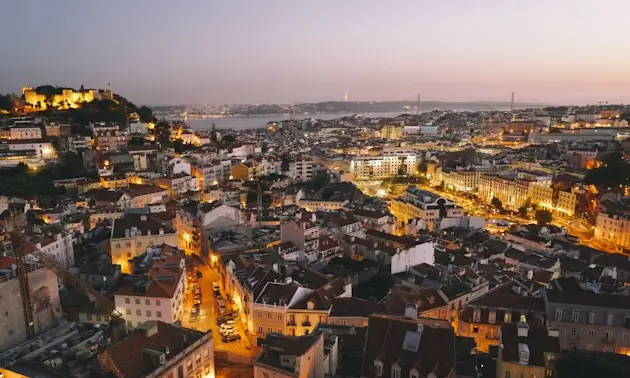Preview image of the article entitled The Ultimate Guide to Visit Lisbon in 4 Days