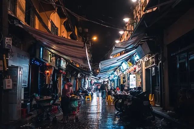 Hanoi Market are truly impressive and so colourful by night!