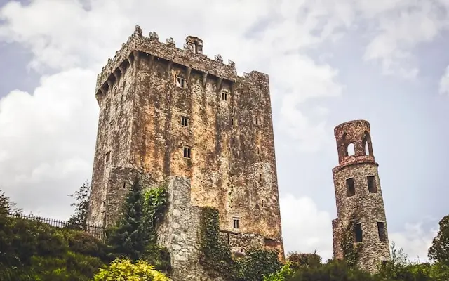 The rustic look of Blarney Castle, not to be missed on a road trip in Ireland.